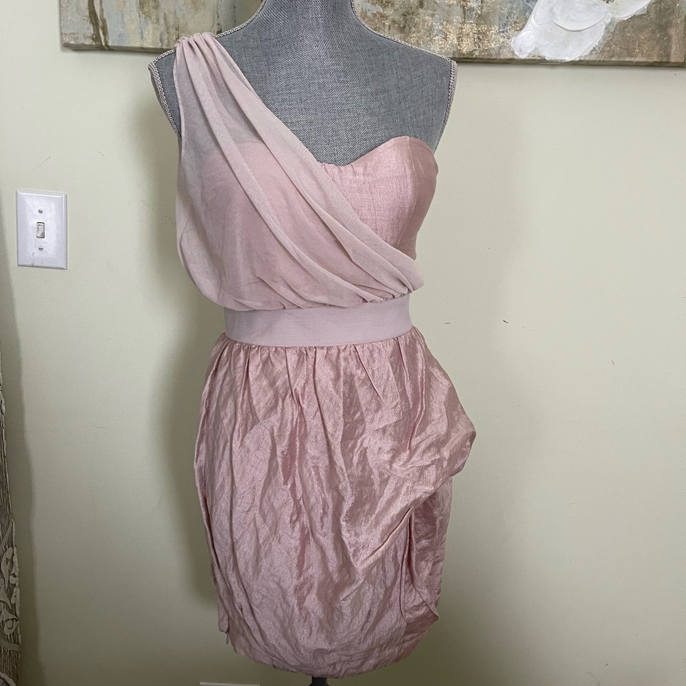 Pink evening prom dress cocktail party